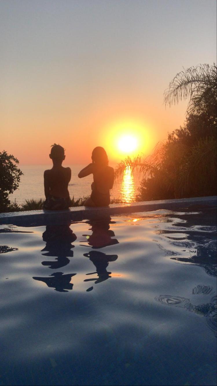 Sunset View Mermaid Villa Pomos Bagian luar foto